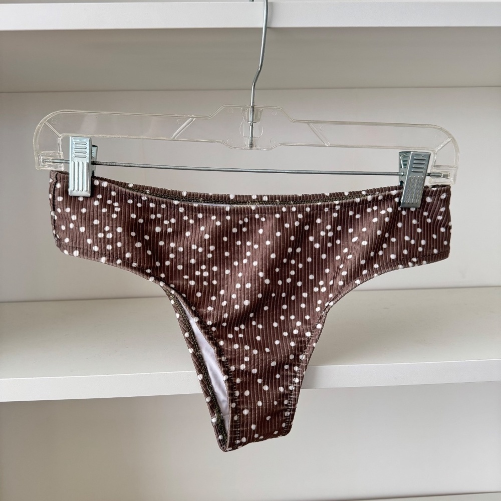 ZULU & ZEPHYR Shade Bandeau Bikini Set - Picture 5 of 9